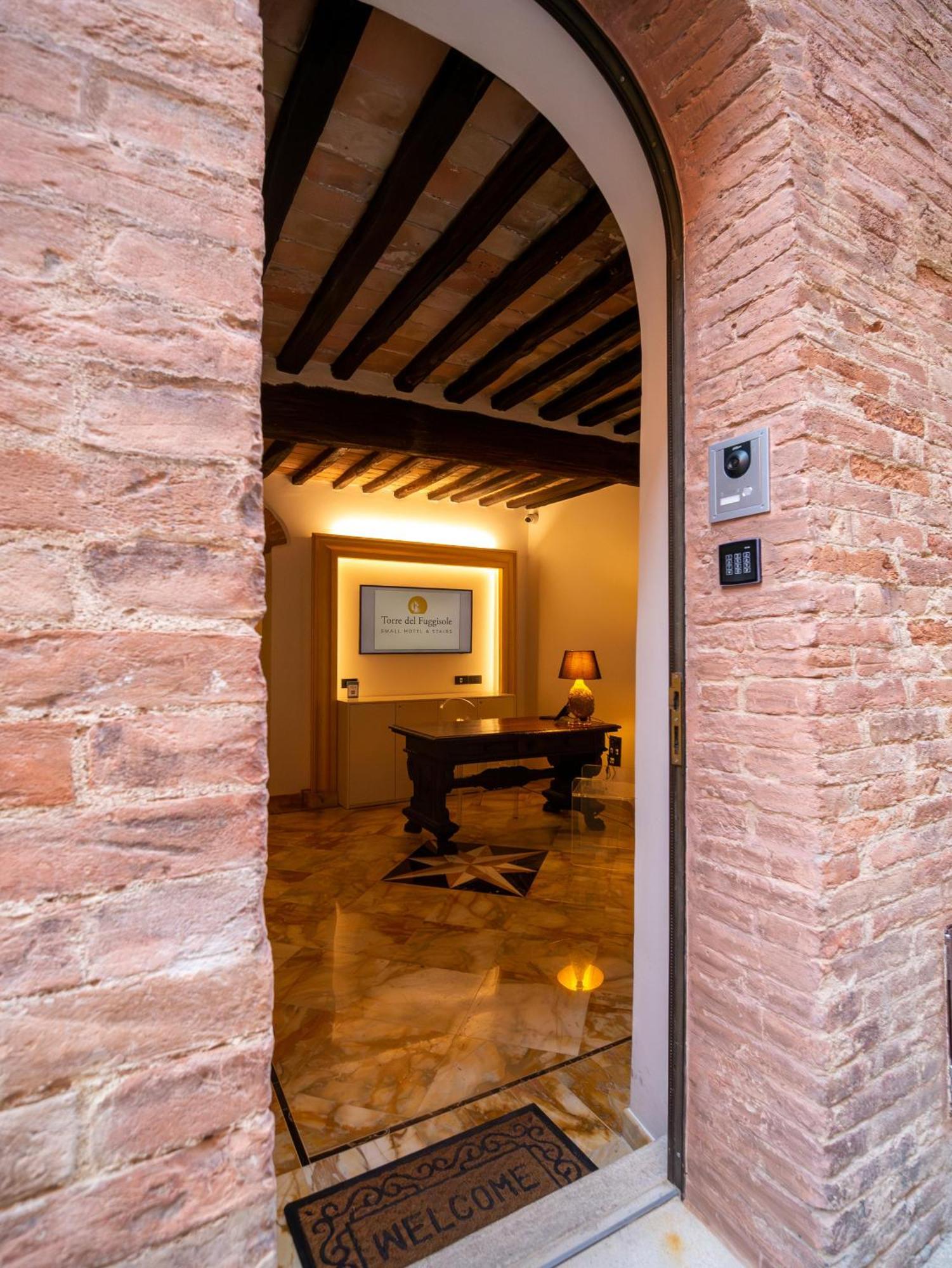 Torre Del Fuggisole Hotel Siena Kültér fotó